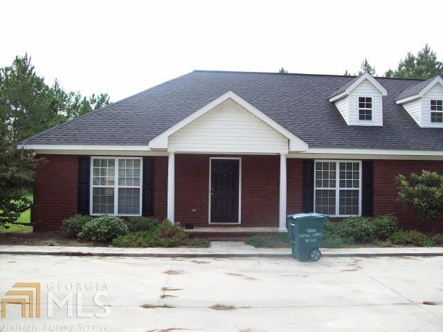 210 Courtney Way-Unit -A in Statesboro, GA - Foto de edificio