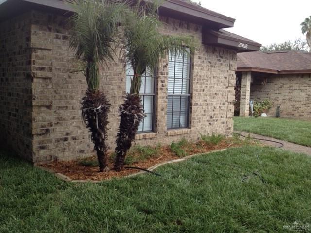 2008 Verdin Ave in McAllen, TX - Foto de edificio - Building Photo