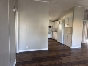 934 Queenswood St in Montgomery, TX - Building Photo - Building Photo