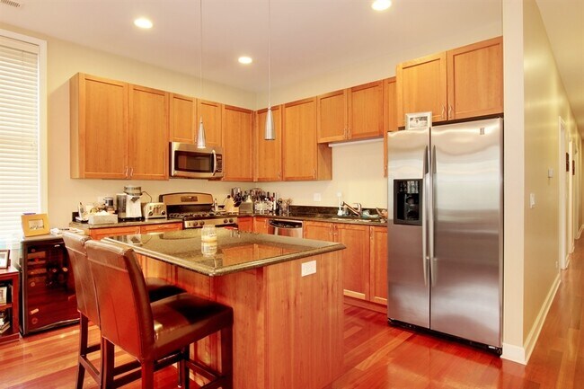1449 N Wicker Park Ave in Chicago, IL - Building Photo - Building Photo