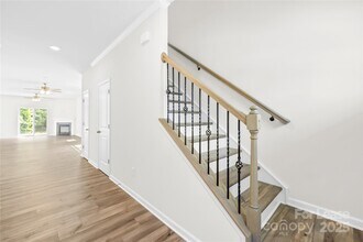 18010 Stark Wy in Charlotte, NC - Foto de edificio - Building Photo
