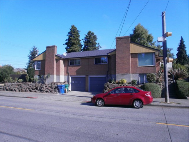 Ballard Duplex