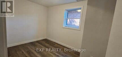 216 McArthur Ave. in Ottawa, ON - Building Photo - Building Photo