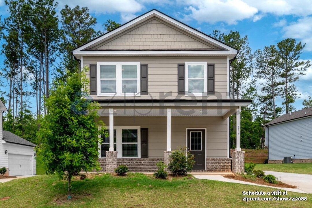 165 Heard Ln in Covington, GA - Building Photo
