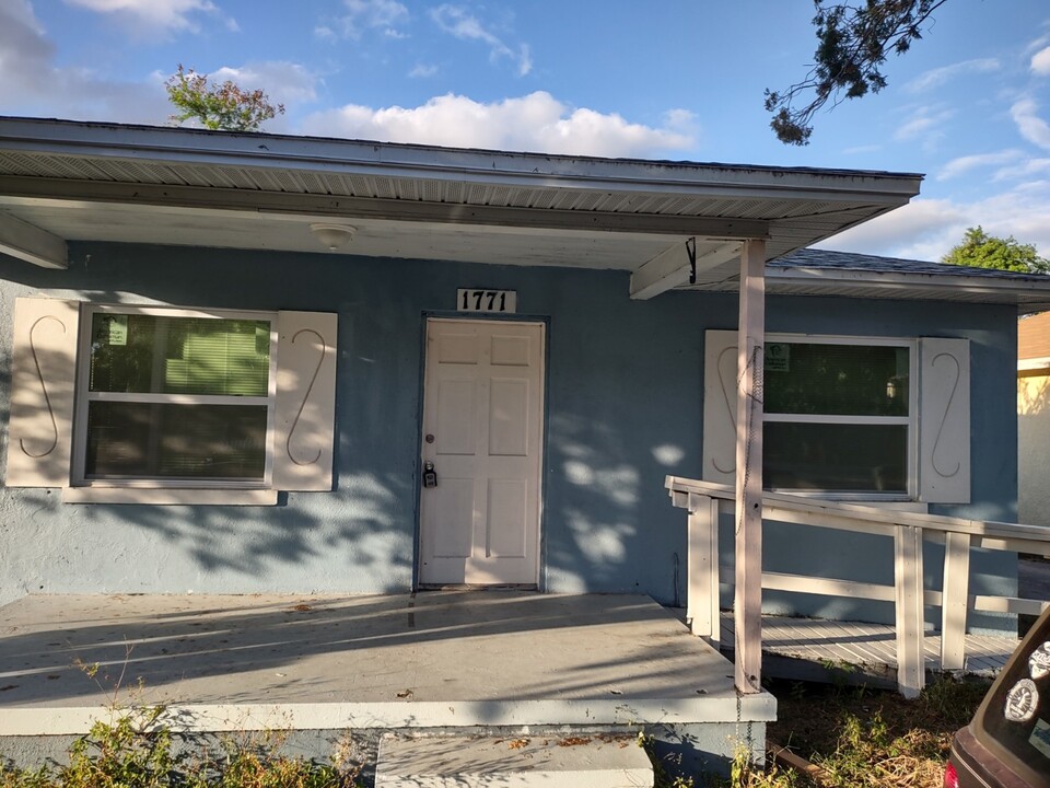 1771 15th Ave S in St. Petersburg, FL - Building Photo