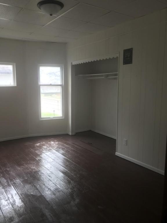 614 1/2 W Stephenson St in Freeport, IL - Building Photo - Building Photo