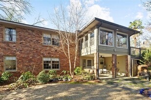 1170 Kingston Dr NE in Atlanta, GA - Building Photo