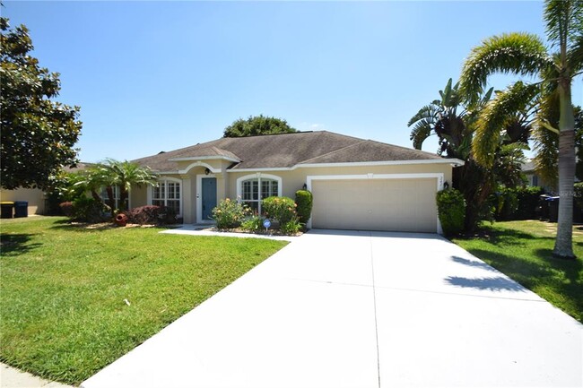241 Pine Shadow Ln in Auburndale, FL - Building Photo - Building Photo