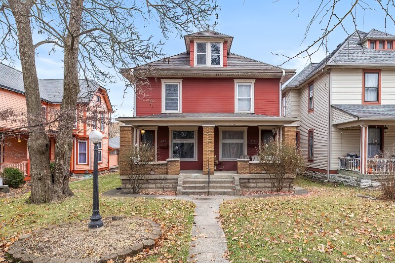 977 Woodruff Pl E Dr in Indianapolis, IN - Building Photo