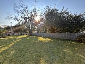 96 N Halsey Rd in Dover, DE - Foto de edificio - Building Photo