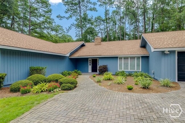property at 14 Hemingway Dr