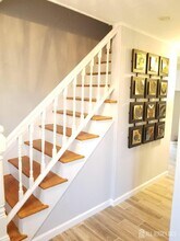 14 Mayling Ct in Edison, NJ - Building Photo - Building Photo
