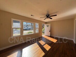 1826 Clearwater Dr SE in Marietta, GA - Building Photo - Building Photo