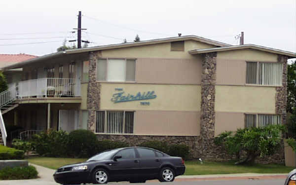 Fairhill Apartments in La Jolla, CA - Foto de edificio