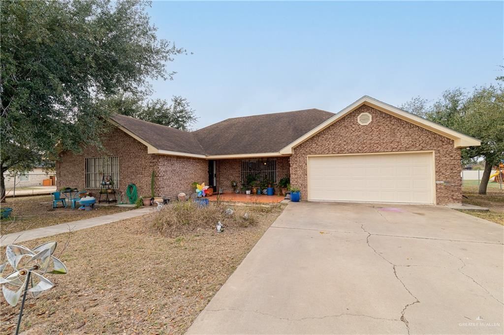 1500 Sapphire St in Penitas, TX - Building Photo