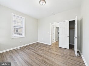 300 W Chesapeake Ave in Towson, MD - Building Photo - Building Photo