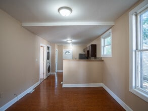 640 Myrtle Ave in Albany, NY - Building Photo - Building Photo