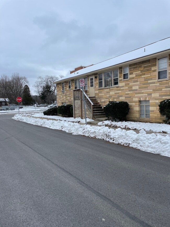 1000 S Allen St Apartments and Nearby State College Apartments For Rent