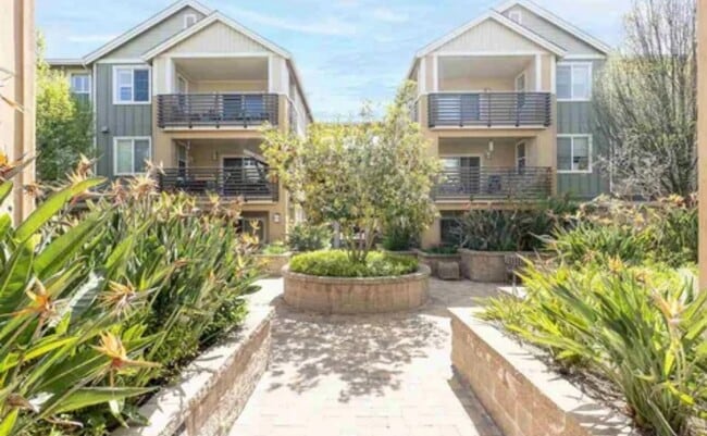 4463 Hyde Cmn, Unit 228 in Fremont, CA - Building Photo - Building Photo