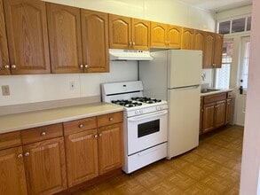 261 E 6th St, Unit D in Erie, PA - Building Photo - Building Photo