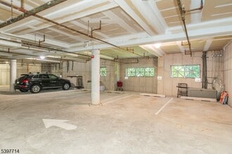 3103 Peer Pl in Denville, NJ - Building Photo - Building Photo