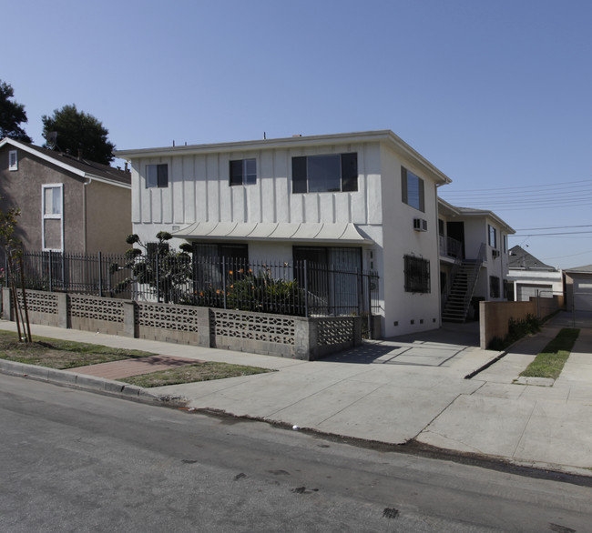 1119 N Commonwealth Ave in Los Angeles, CA - Building Photo - Building Photo