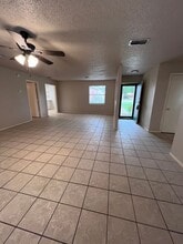 2411 93rd Pl in Lubbock, TX - Building Photo - Building Photo