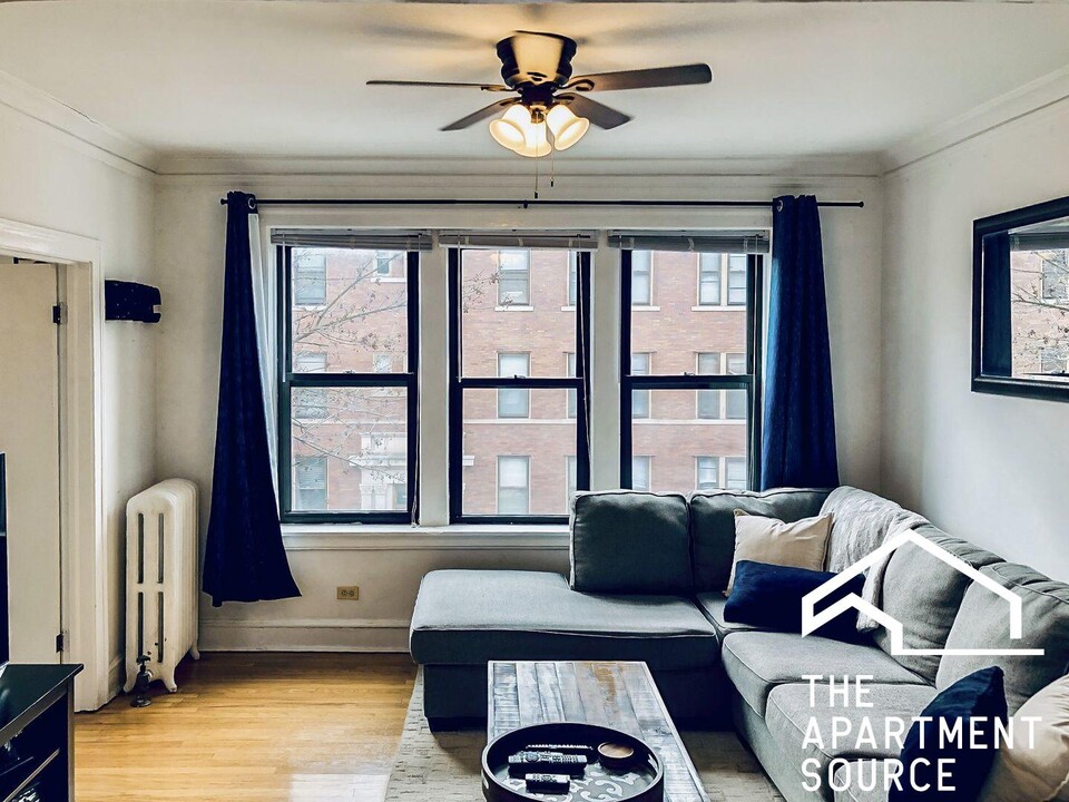 3907 N Greenview Ave in Chicago, IL - Building Photo