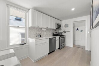 118 N Rosborough Ave in Ventnor City, NJ - Building Photo - Building Photo
