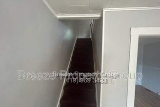 517 E Vine St in Lima, OH - Building Photo - Building Photo