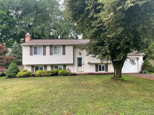 property at 2618 Litchfield Dr