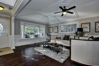 1534 Constanso Way in San Jose, CA - Foto de edificio - Building Photo