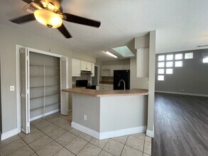 122 Treasure Palm Dr in Panama City Beach, FL - Building Photo - Building Photo