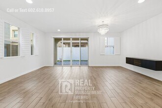 2342 W Gloria Ln in Phoenix, AZ - Building Photo - Building Photo