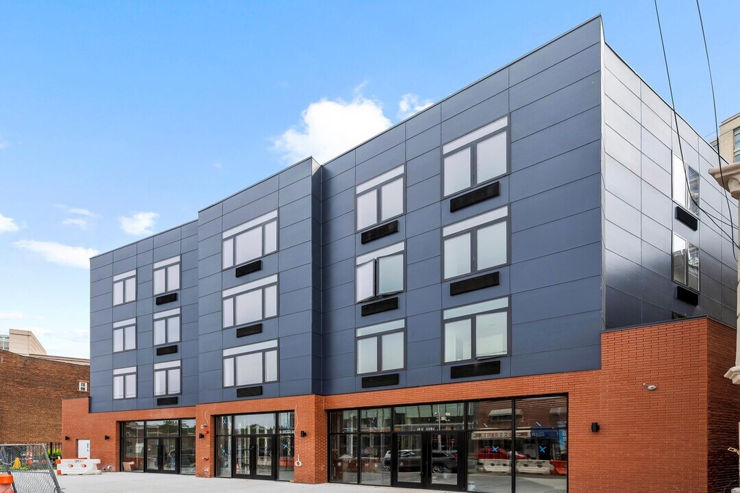 50-52 Easton Ave in New Brunswick, NJ - Building Photo