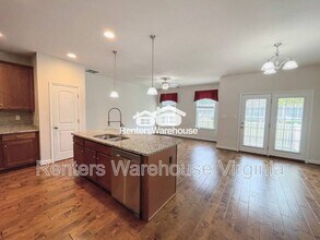 1128 Winsford Ln in Chesapeake, VA - Building Photo - Building Photo