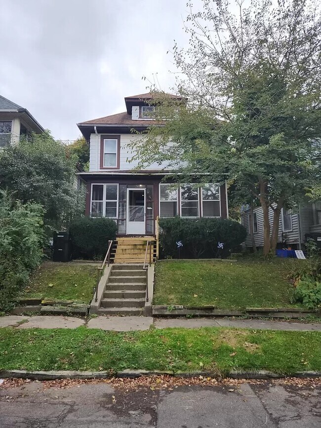 523 Tennyson Ave Rentals in Syracuse, NY
