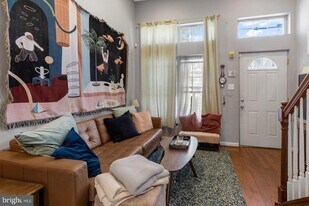 714 Medina St in Philadelphia, PA - Building Photo