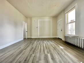 338 S Quincy St in Green Bay, WI - Building Photo - Building Photo