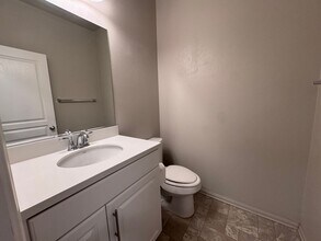 29256 Southerness in Lake Elsinore, CA - Building Photo - Building Photo