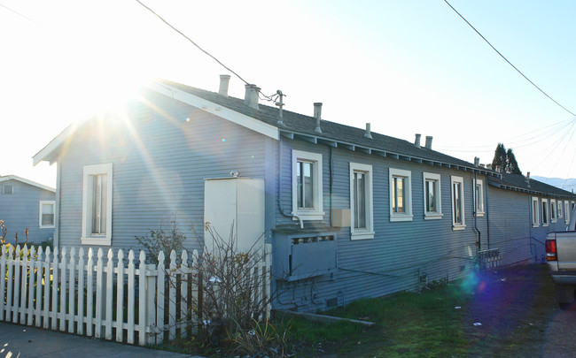 520 San Benito St in Salinas, CA - Foto de edificio - Building Photo