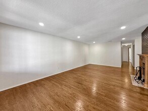 6931 Ballinger Ave in San Diego, CA - Building Photo - Building Photo