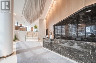 60 Central Park Roadway in Toronto, ON - Building Photo - Building Photo