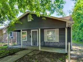 616 N Rock Island Ave in El Reno, OK - Building Photo - Building Photo