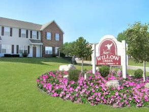 Ashbrook Apartments Albertville Al For Rent Willow Creek1 To 3 Bedroomcall For Pricing