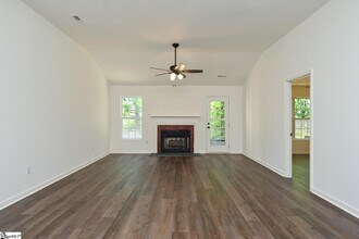 134 Brookhill Pl in Mauldin, SC - Foto de edificio - Building Photo