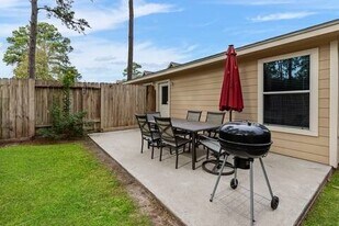 622 Foster St in Tomball, TX - Building Photo