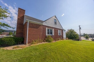 970 MacArthur St in Jasper, IN - Building Photo - Building Photo