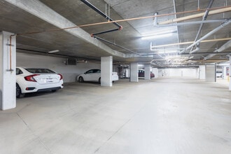 114 University in Edmonton, AB - Building Photo - Interior Photo