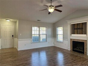 115 Mckinley Dr in Raeford, NC - Building Photo - Building Photo